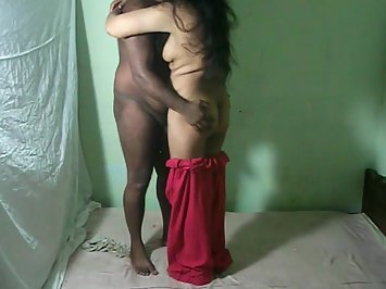 Tamil Sex Video Swathi Bhabhi Blowjob